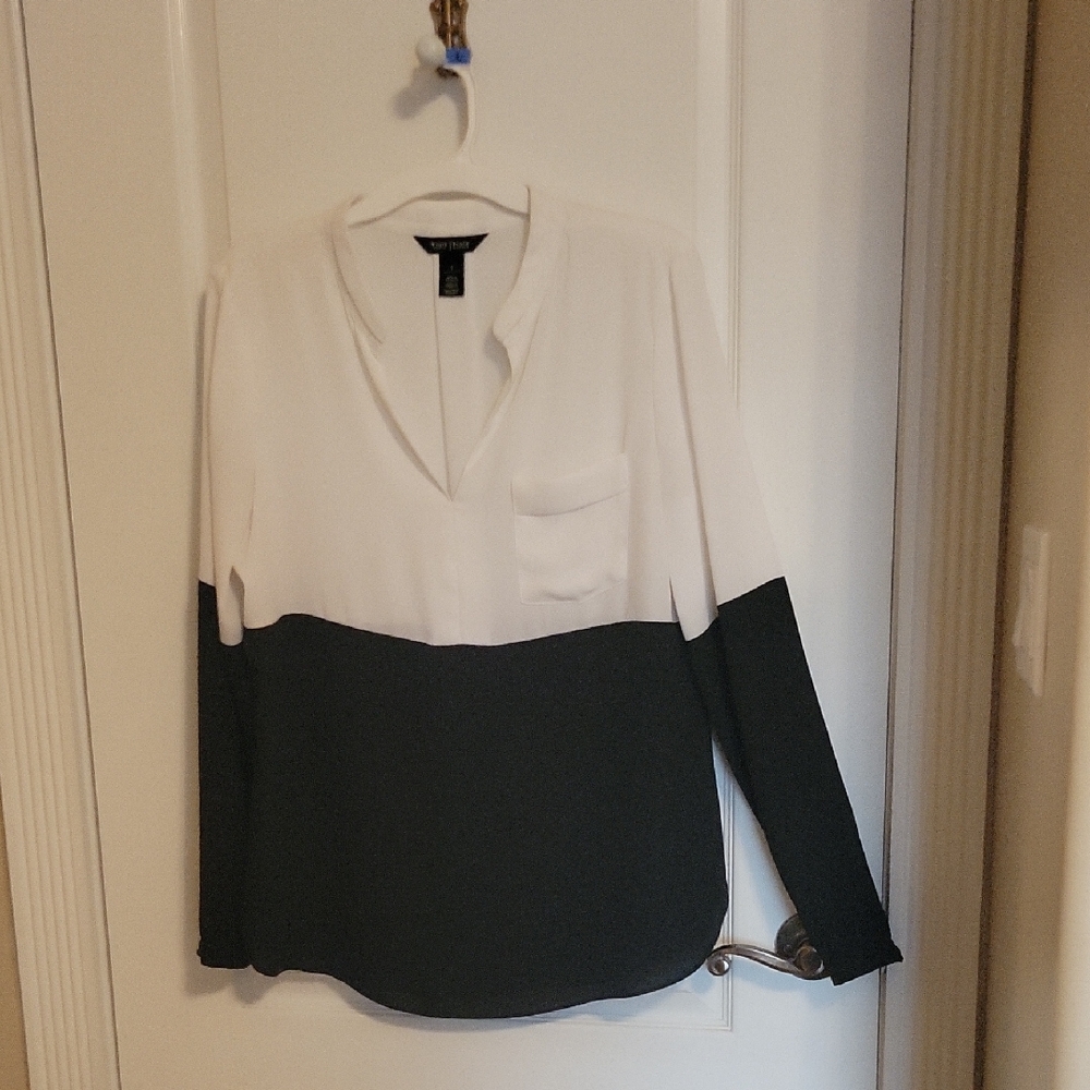 Forever 21 Black and White Blouse